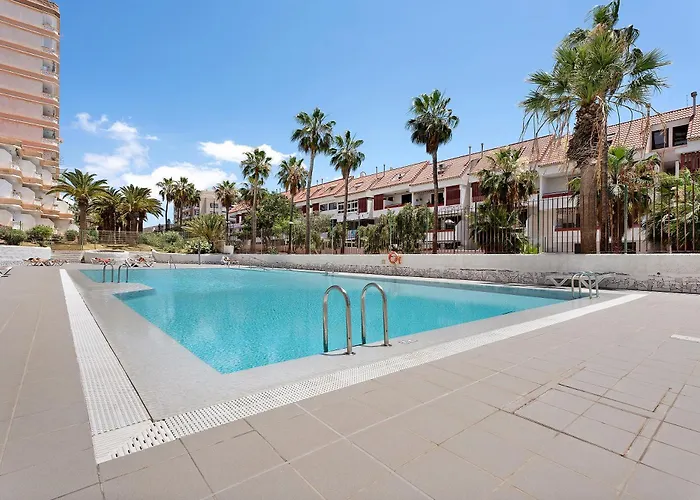 아파트 Bonito Apto Playa Americas Aptos Playa Honda By Paramount Holidays