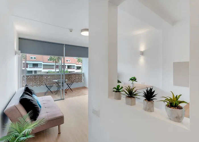 아파트 Bonito Apto Playa Americas Aptos Playa Honda By Paramount Holidays 플라야데라스아메리카스