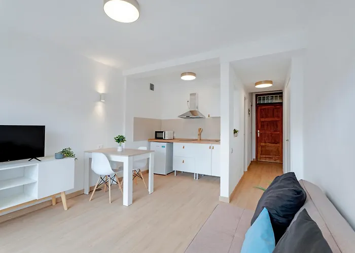 아파트 Bonito Apto Playa Americas Aptos Playa Honda By Paramount Holidays *